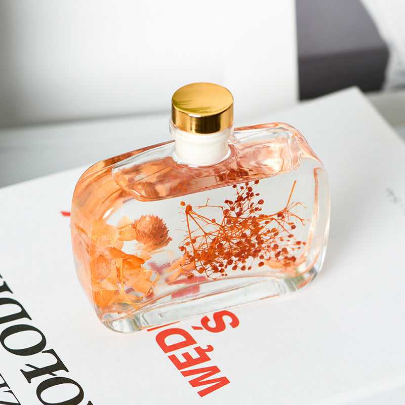 home fragrance diffuser with flower decoration