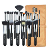 cosmetic brush kit for makeup application