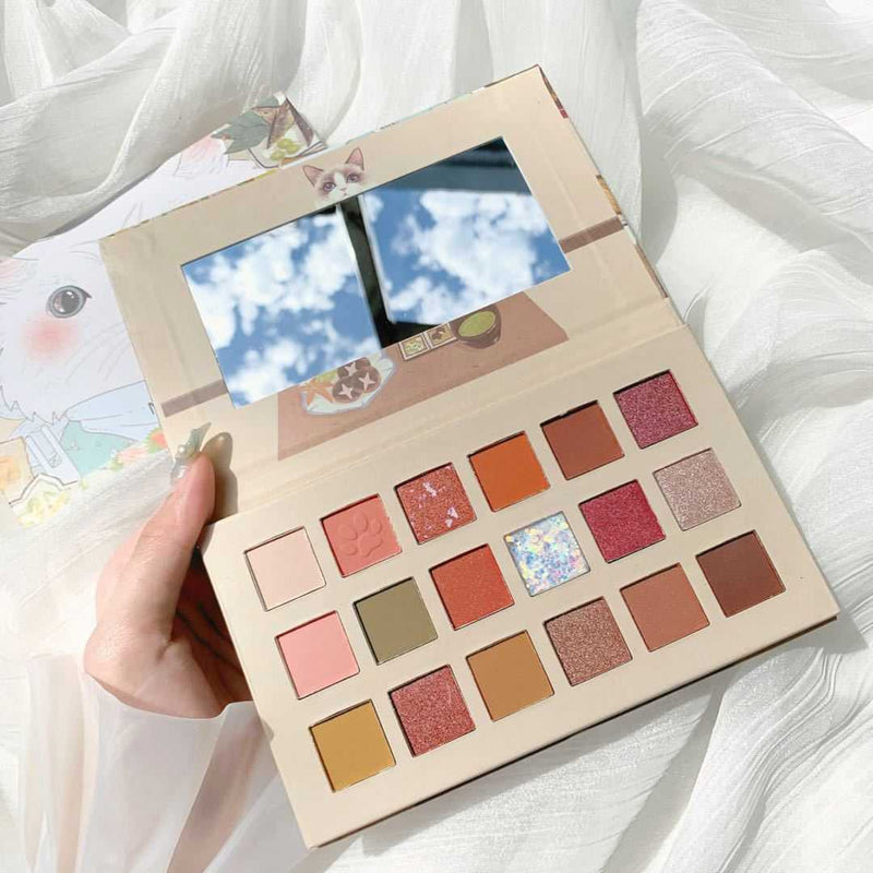 Waterproof Pearl Light Eyeshadow Long-Lasting Shimmer Powder palette with 18 vibrant shades including matte and glitter finishes for versatile eye looks.
