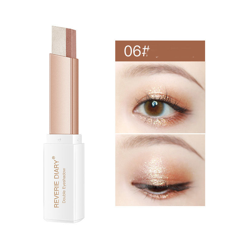 Lazy Eyeshadow Stick Double Color Gradient Shimmer applied on eyelid, showing smooth blend and waterproof shimmer finish.