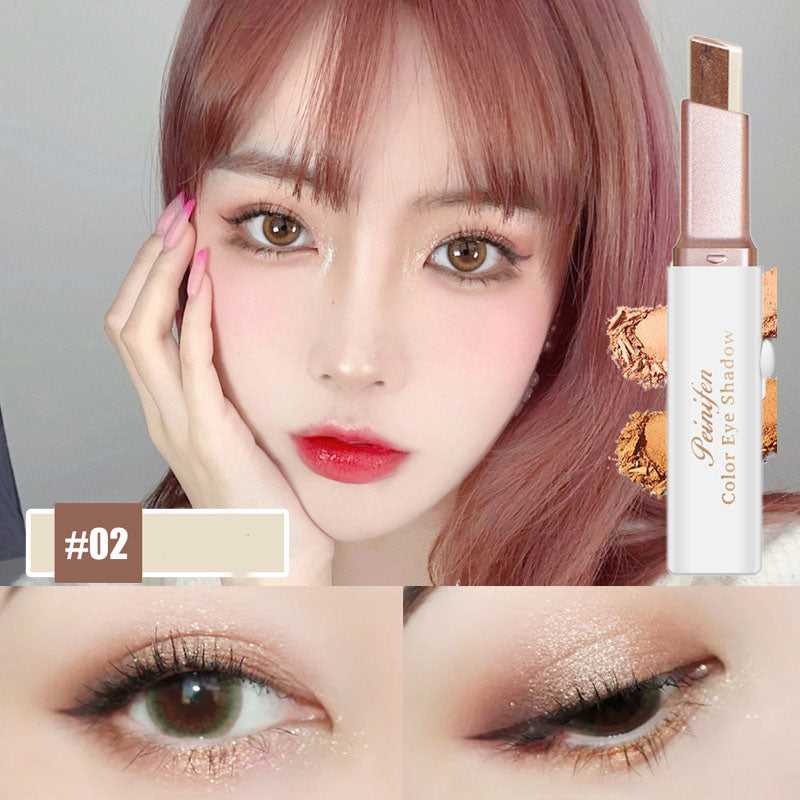 Lazy Eyeshadow Stick Double Color Gradient Shimmer applied on eyelid, showing smooth blend and waterproof shimmer finish.